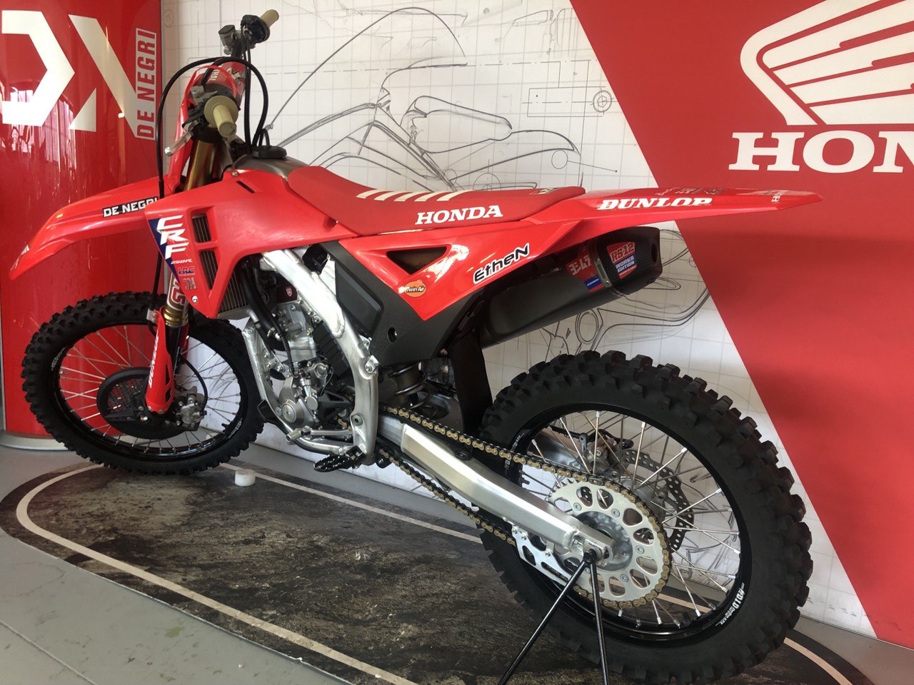 HONDA CRF250R 8000EUR (5)