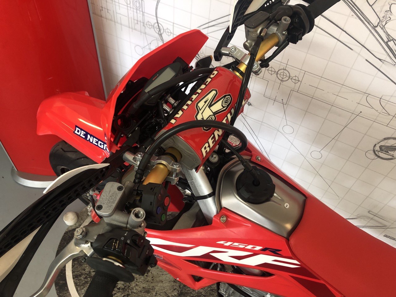 HONDA CRF450R 2023 7500EUR (4)