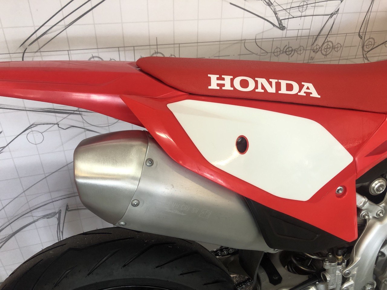 HONDA CRF450R 2023 7500EUR (6)