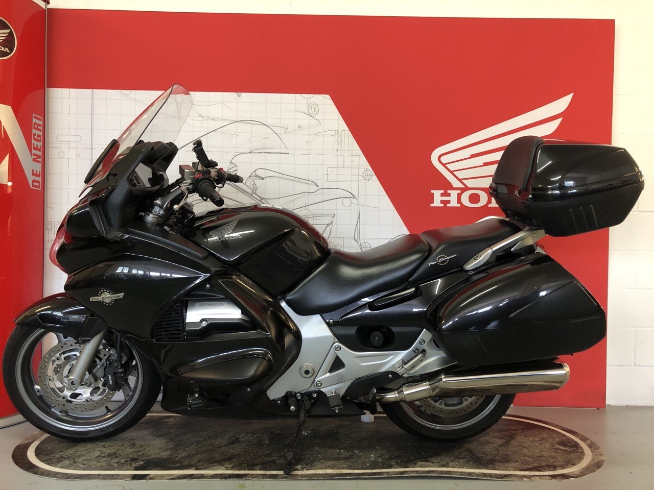 HONDA PAN EUROPEAN1300 2009 5000EUR (4)