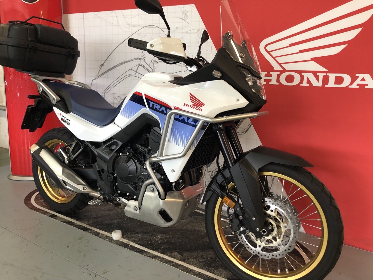 HONDA XL750 2023 9000EUR (6)