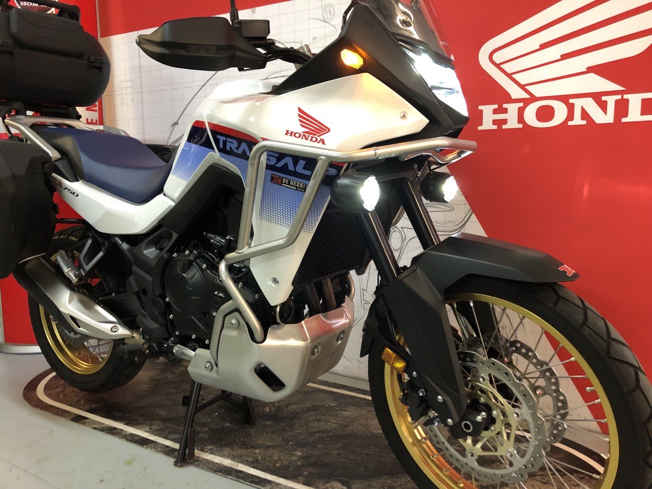 HONDA XL750 2023 9900EUR (7)