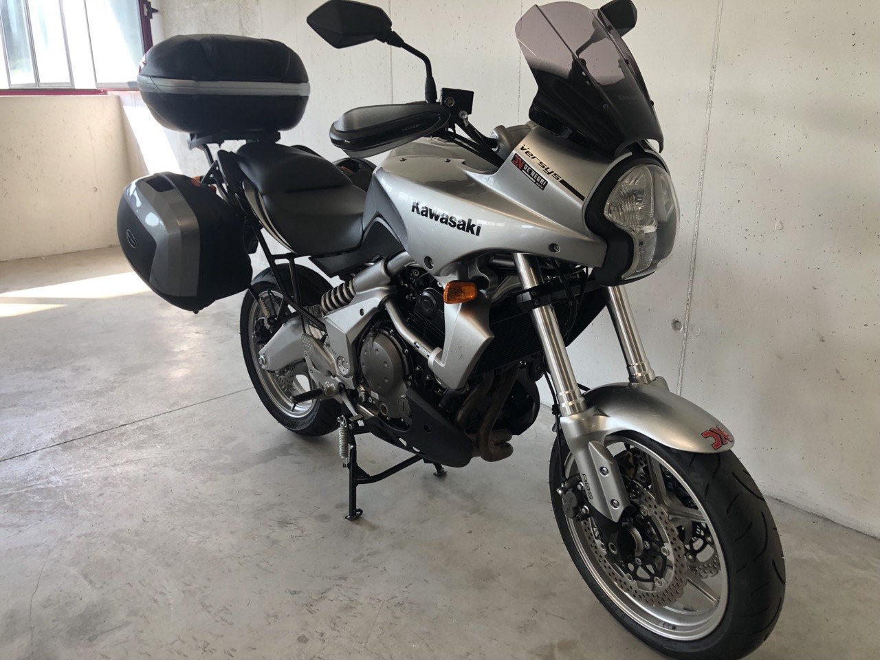 KAWASAKI VERSYS650 2007 2500EUR (3)