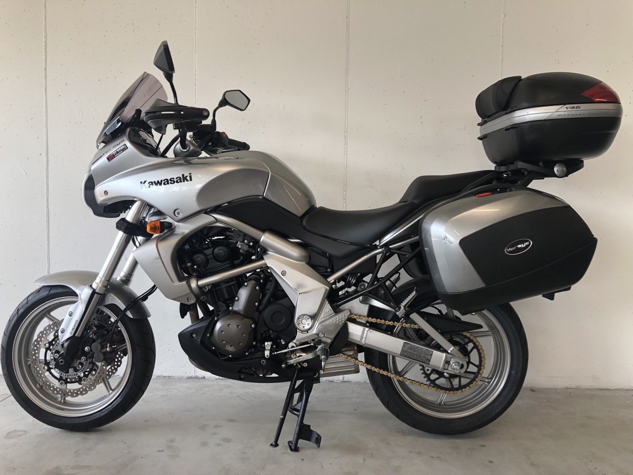 KAWASAKI VERSYS650 2007 2500EUR (5)