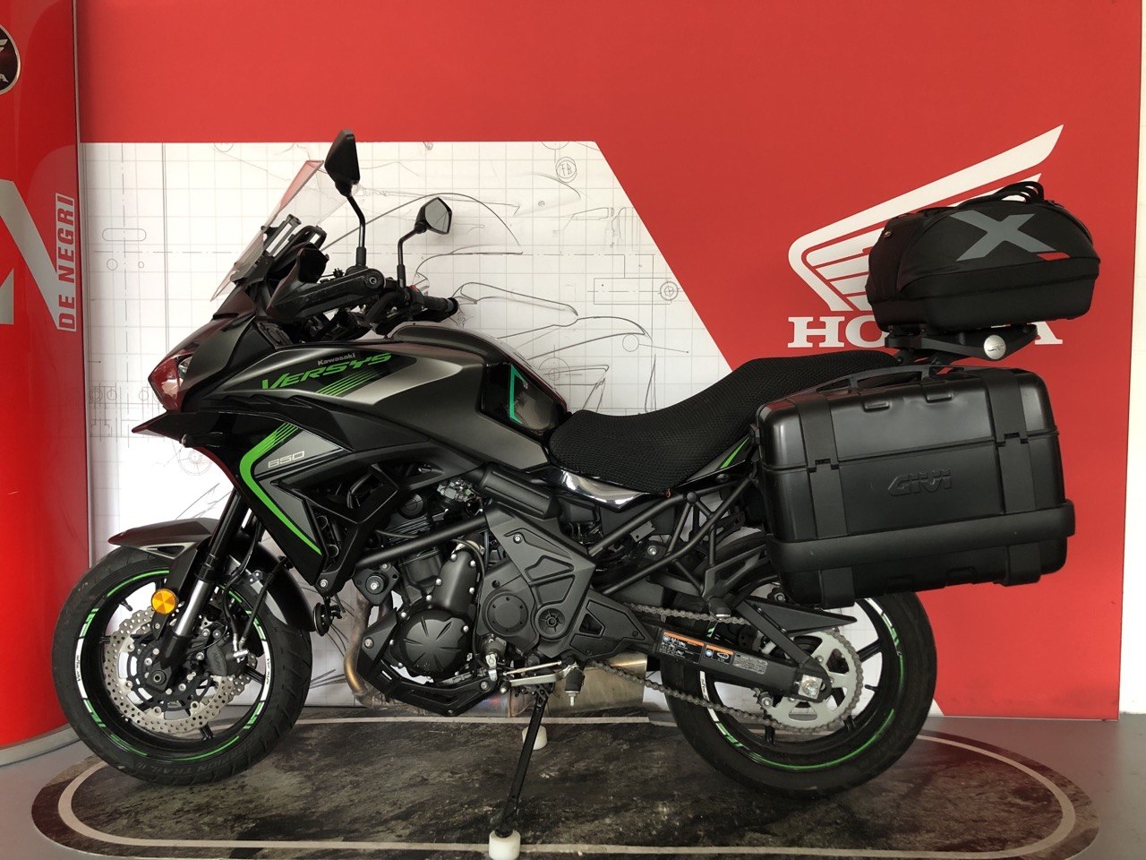KAWASAKI VERSYS650 2025 6400EUR (6)
