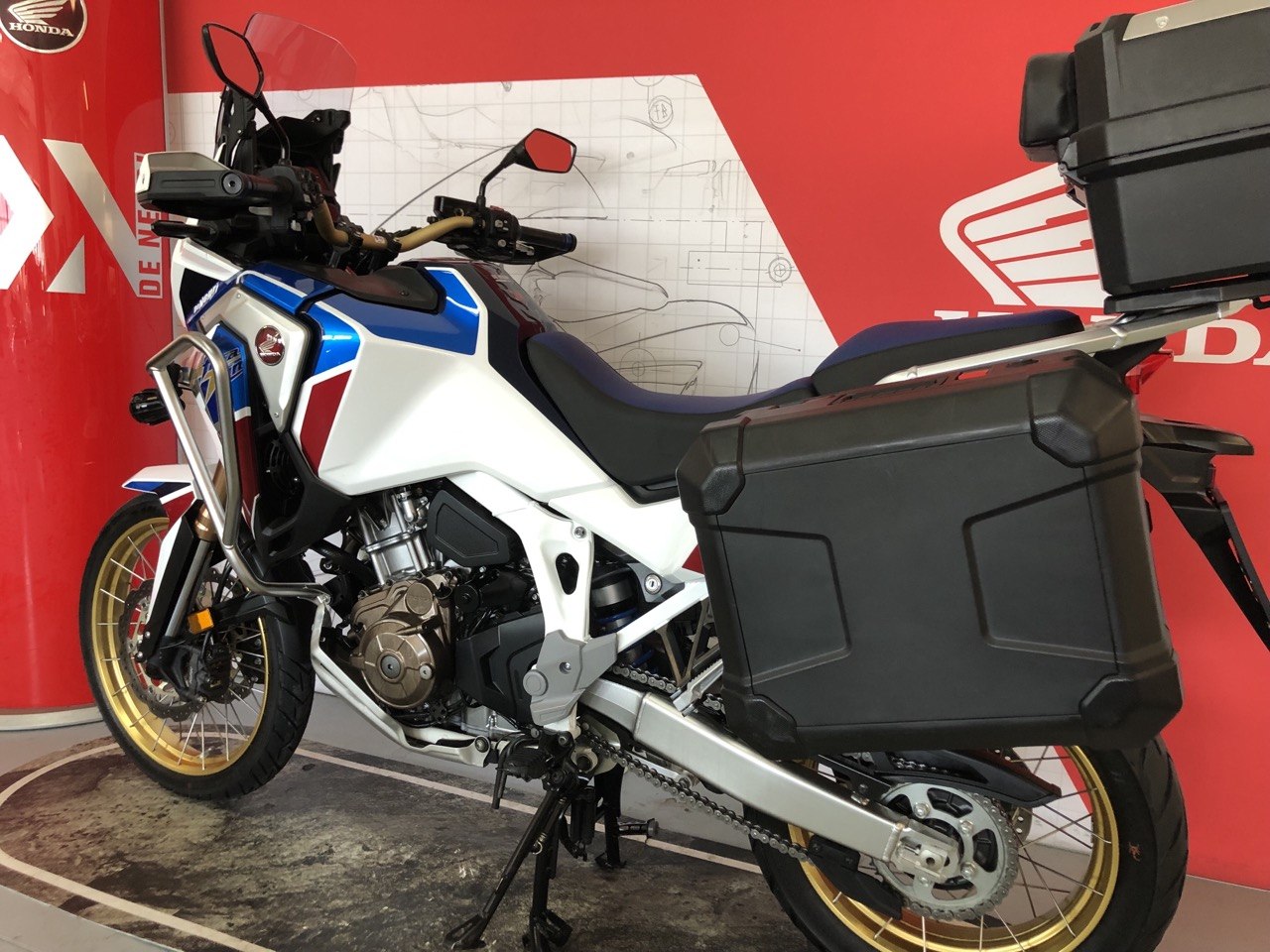 HONDA CRF1100D 2019 12900EUR(7)