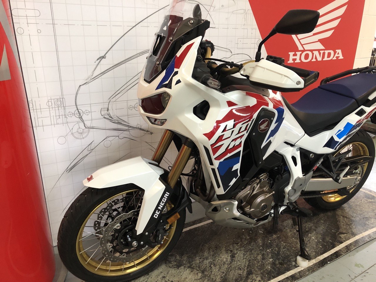 HONDA CRF1100D 2026 16500EUR (4)