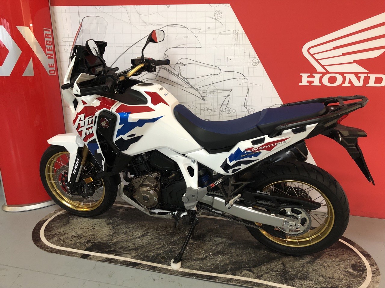 HONDA CRF1100D 2026 16500EUR (5)