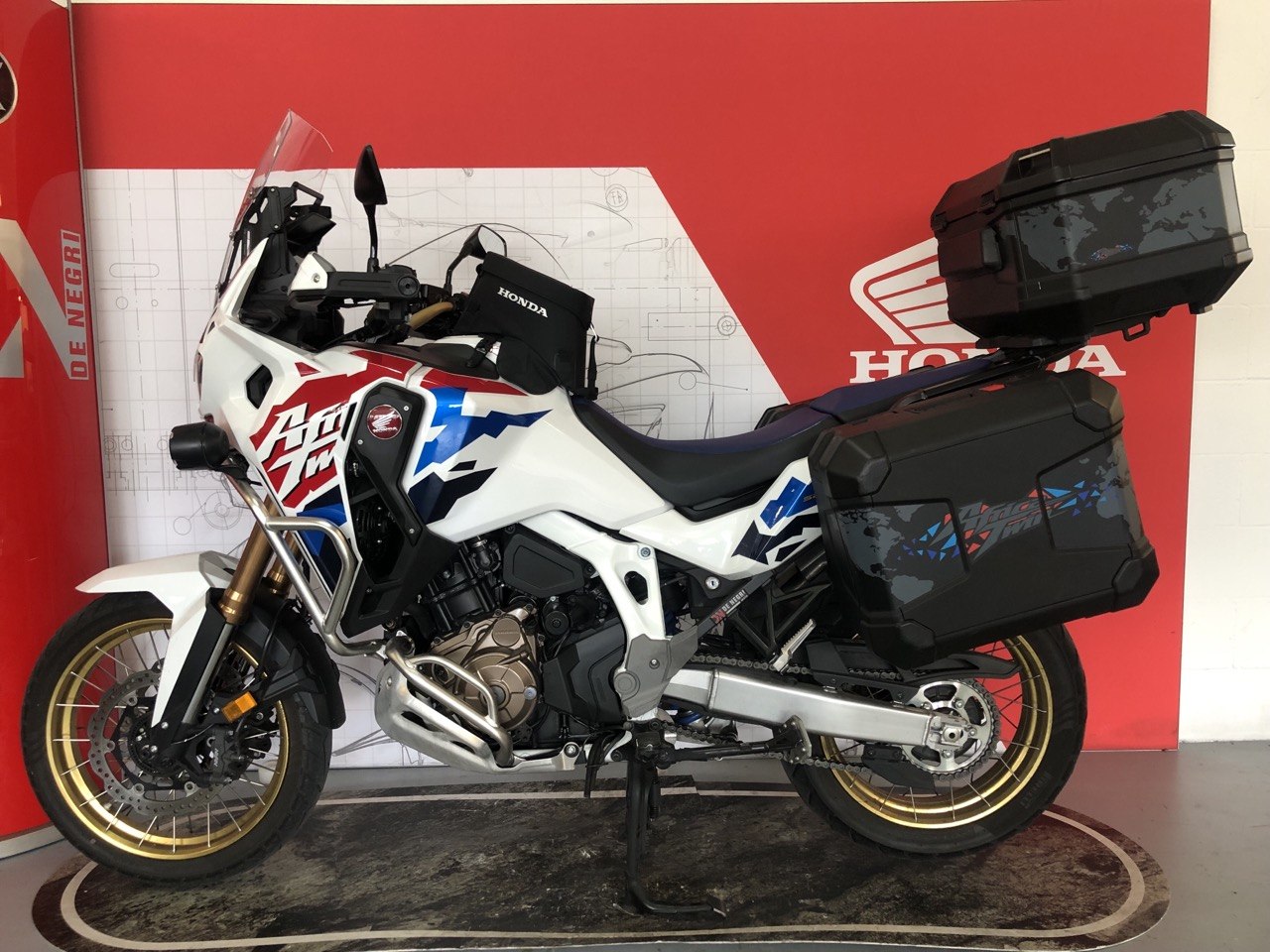 HONDA CRF1100D4 2025 16200EUR (10)
