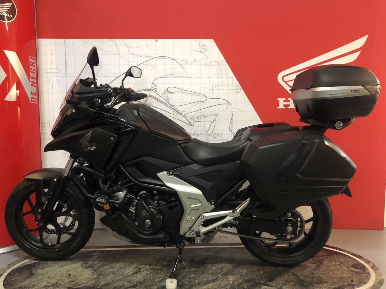 HONDA NC750D 2024 7200EUR (1)